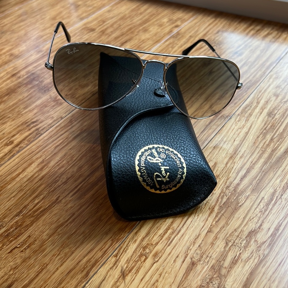 RayBan Aviator Sunglasses -Silver